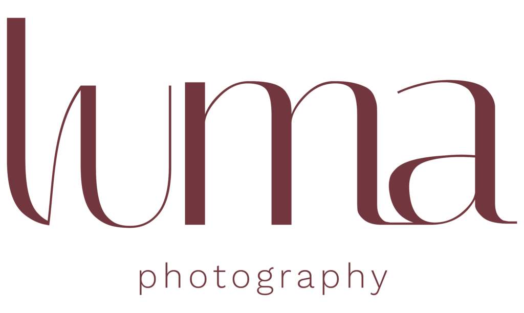 Das Logo der Hochzeitsfotografin Viktoria van Evert